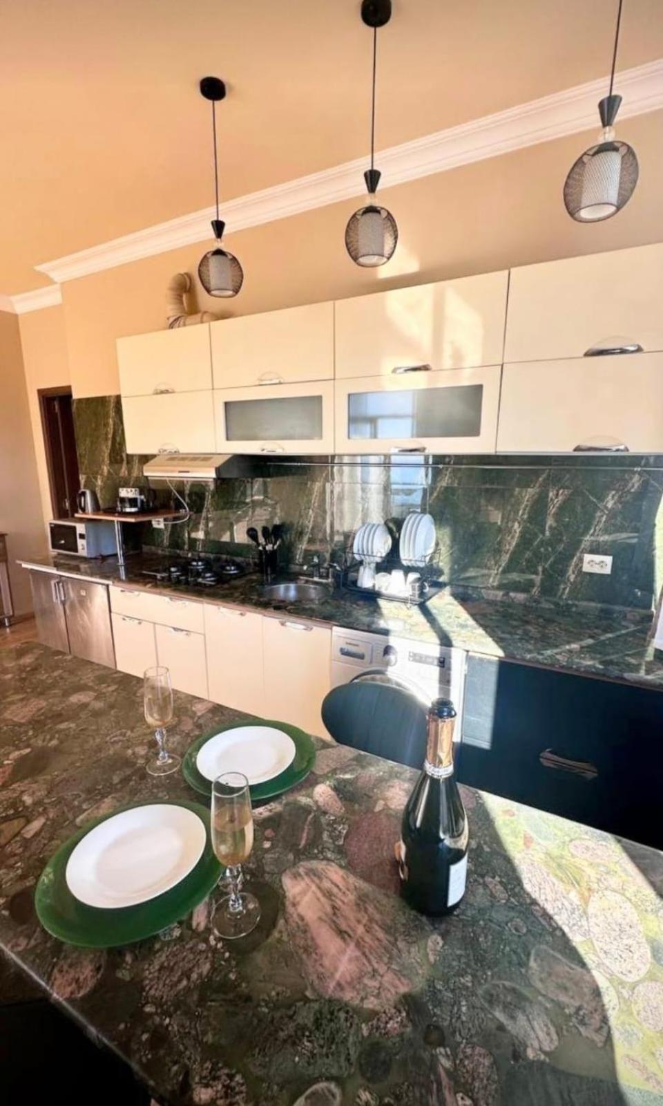 Apartament Gio Batumi Zewnętrze zdjęcie